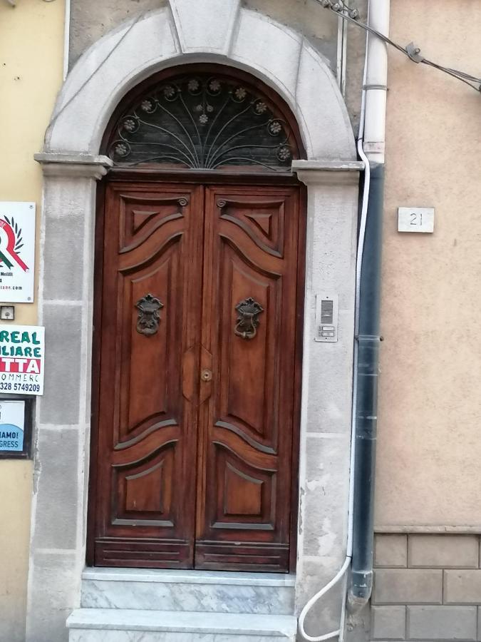 San Caloiru Home Naro Extérieur photo