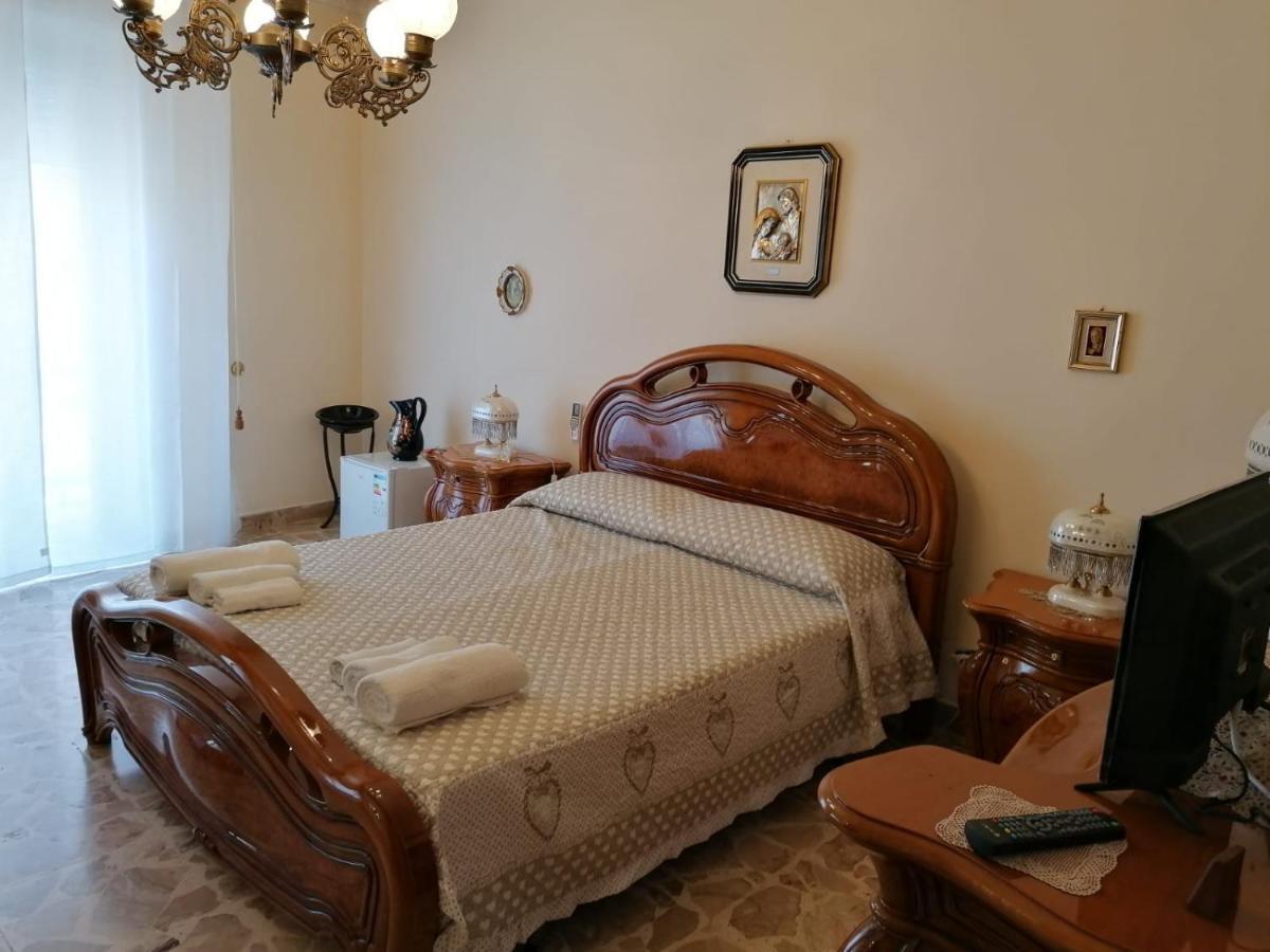 San Caloiru Home Naro Extérieur photo